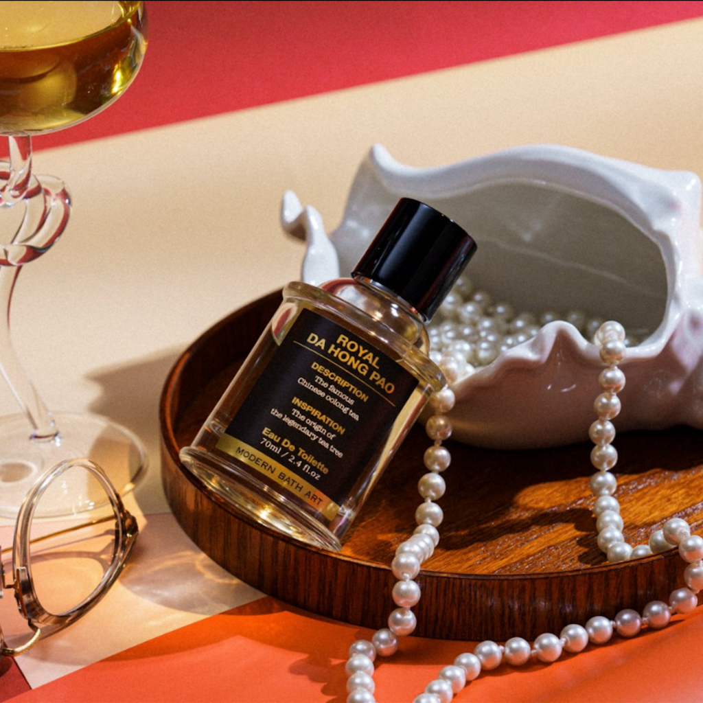 Royal Da Hong Pao by Modern Bath Art