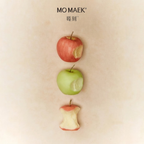 Mo Maek 'Doctor Away' Apple Scented Candle